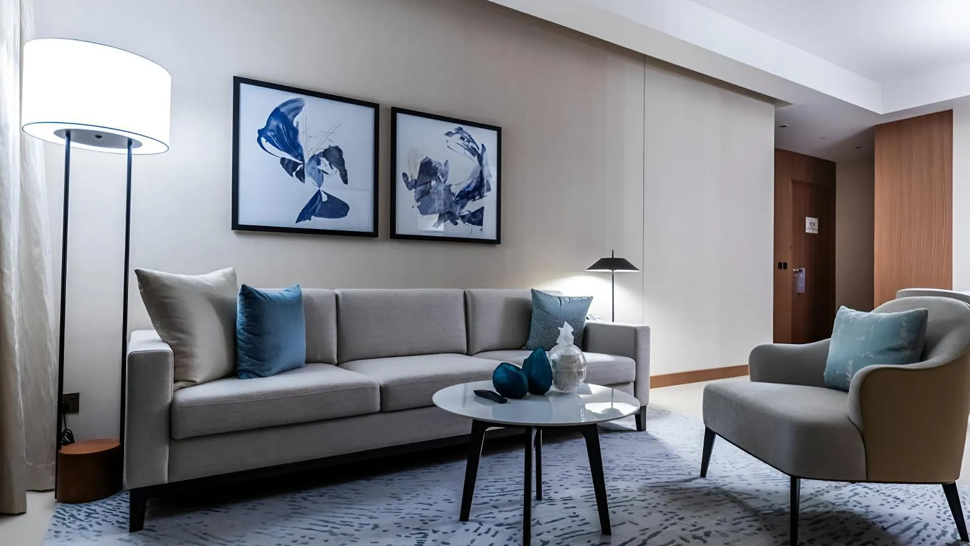 Address Opera Apartment Dubai 0*,